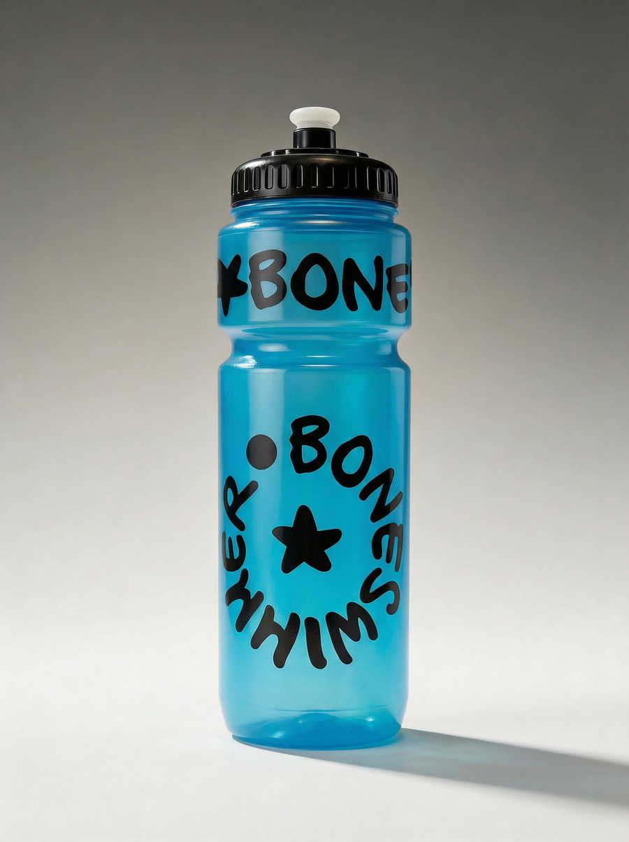 Gourde sport 750 ml avec bouchon à bec — BONESWIMMER bleu ciel transparent, logo noir